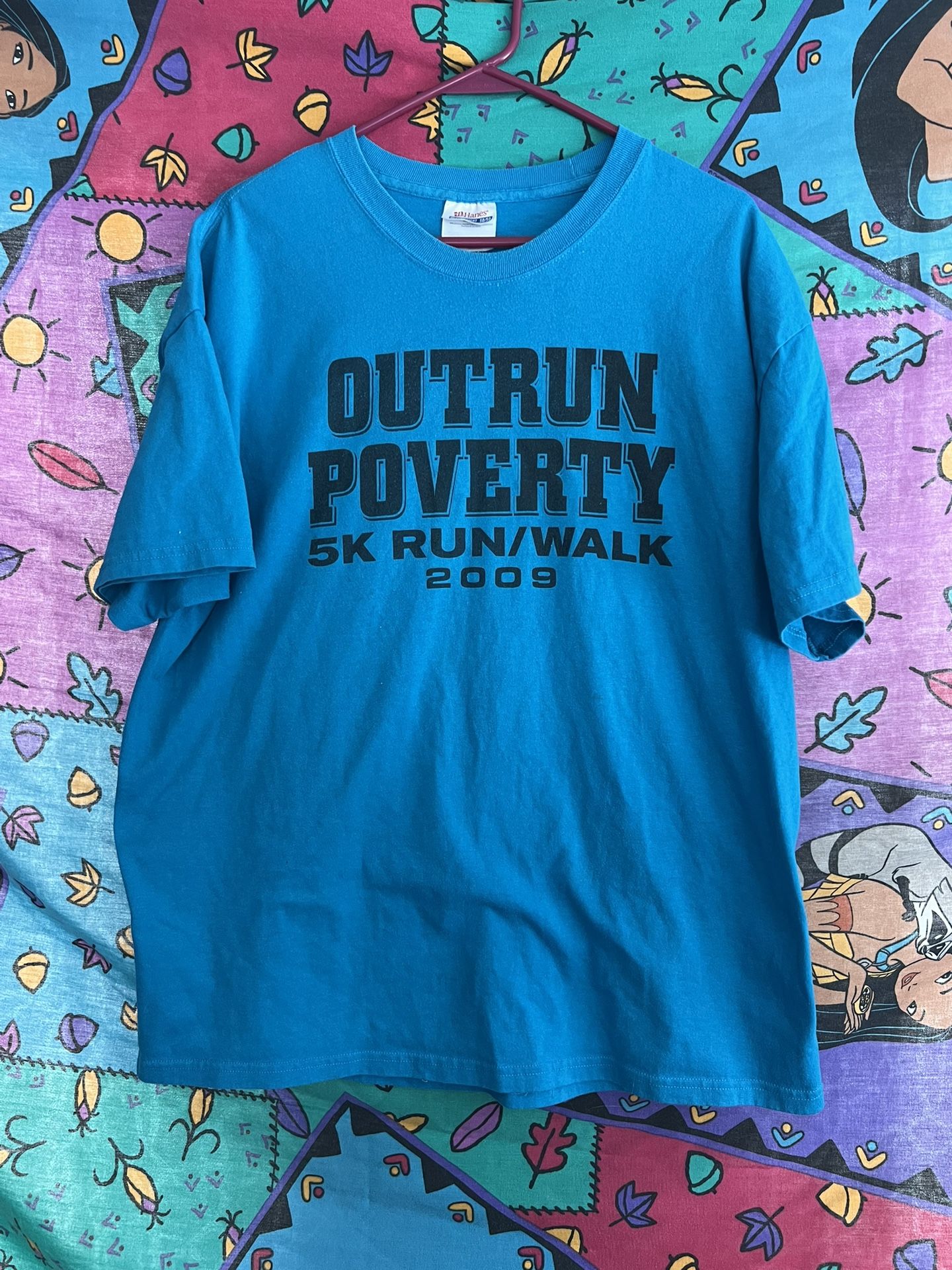 outrun poverty 5k t shirt size XL
