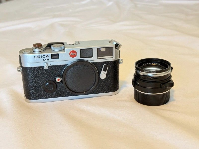 Leica M6 0.72 Non-TTL w/ Voigtlander Nokton Classic 35mm f/1.4 Lens