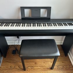 Yamaha Electric Keyboard