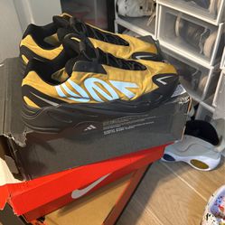 Adidas Size 11 8/10 Condition 
