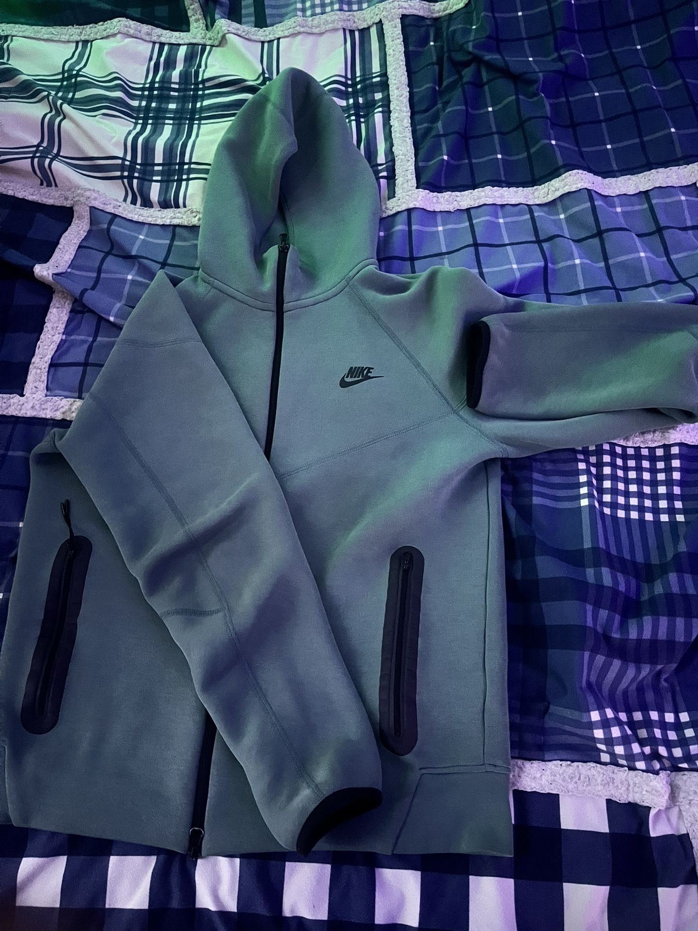 Nike Tech Fleece