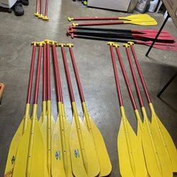 I have a total of 10 sets  1 set size 57inch red  2 sets size 66 inch yellow  4 sets size 60 Inch yellow  3 sets size 60 inch black  3 loose paddles d