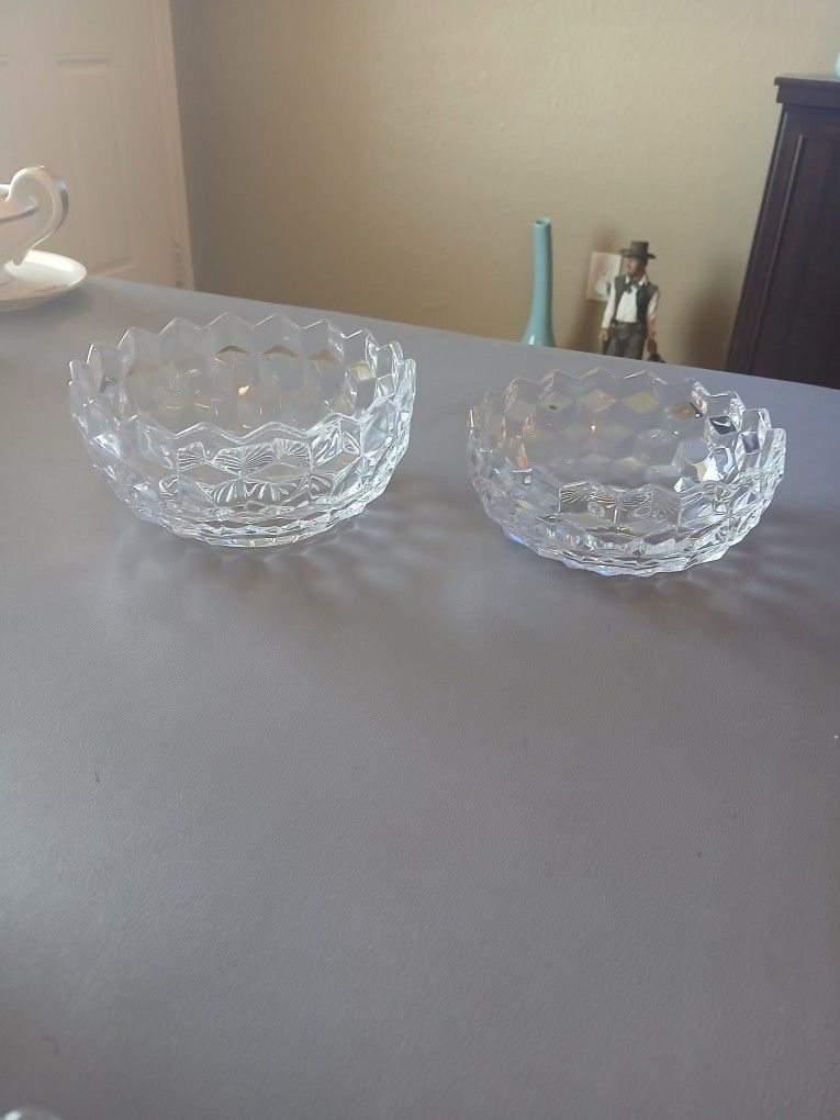 Vintage Fasterio 2 Piece Bowl Set