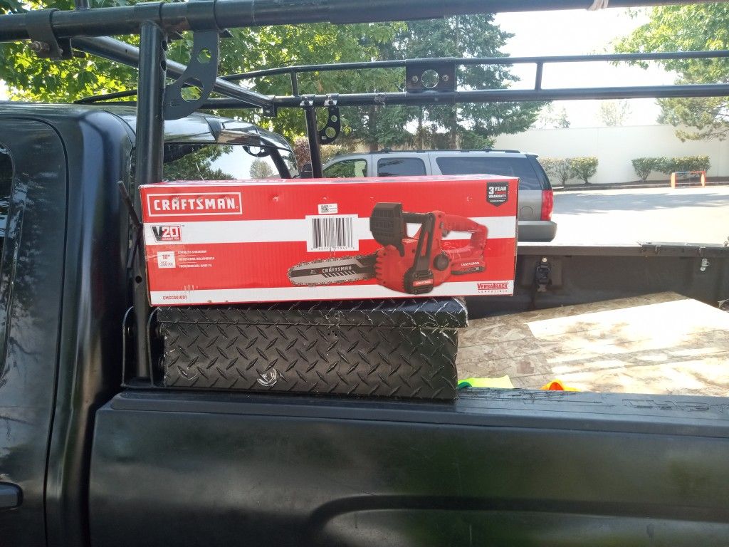 Craftsman 10" Cordless 20lithum Ion Chainsaw