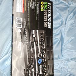 Pittsburgh 51pc Socket Set $25