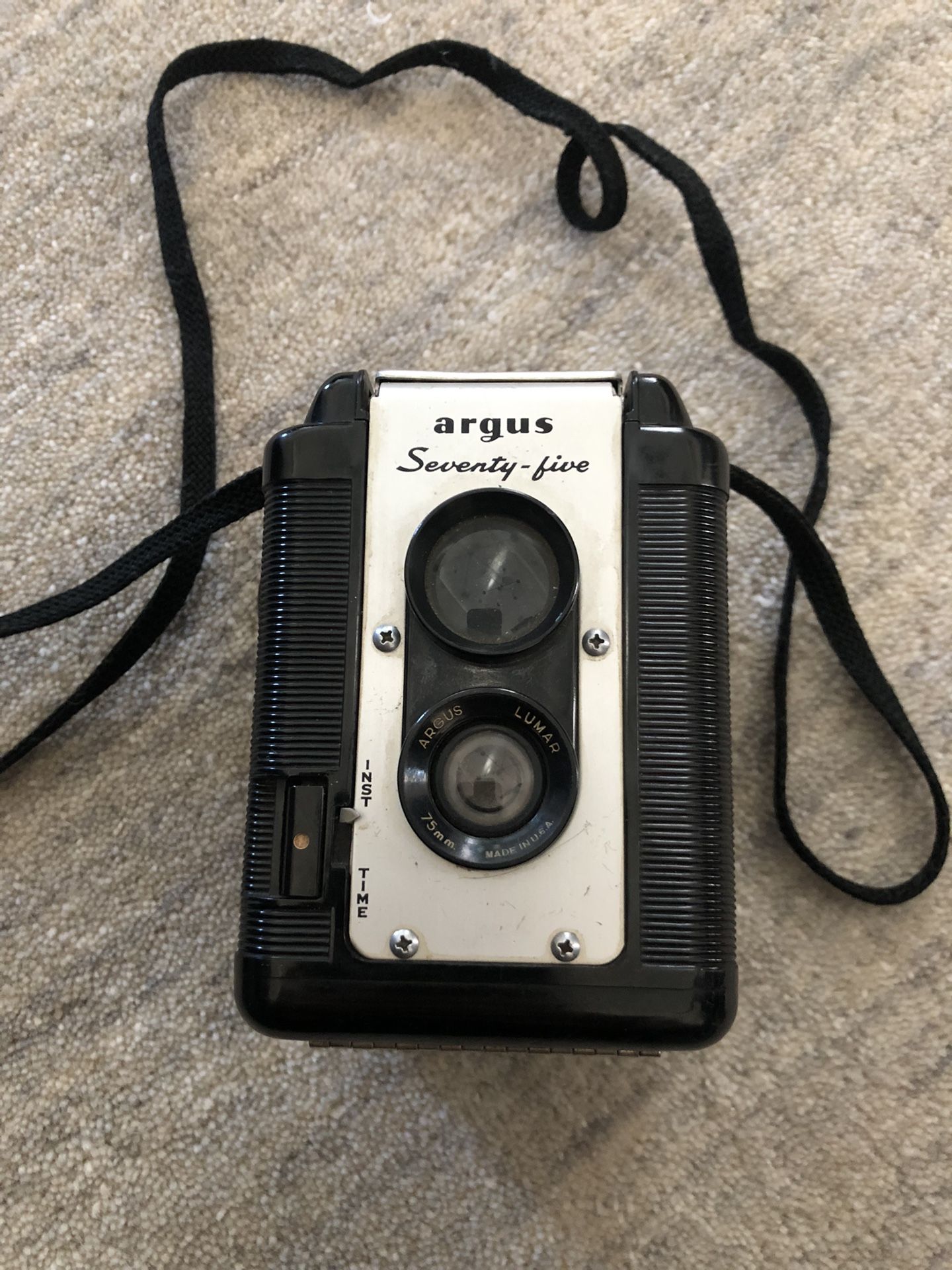 Vintage Argus Seventy-Five TLR 620 Film Camera