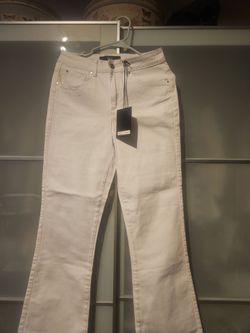 New W/ Tag Versace White Women's  jeans 10/30Versace 19V69