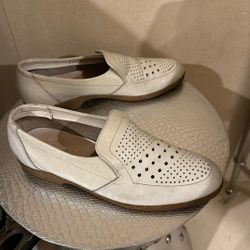 Normal Used Man S Shoes Creamy  Color  8  Leather 