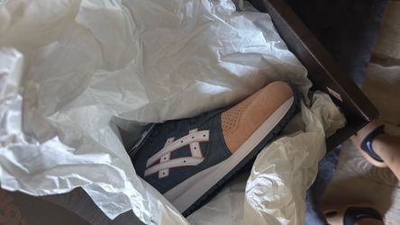 Salmon toe kith asics 7
