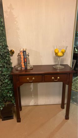 Bombay Console table 31x29 h