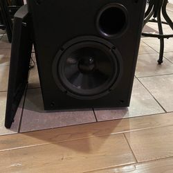 Yamaha SW-4 Subwoofer System 130 Watts 60Hz | Wired | Cube | Black