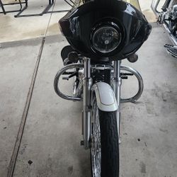 Sportster 1200  Super  Low Mileage  . Like Brand New.... no TRADES 