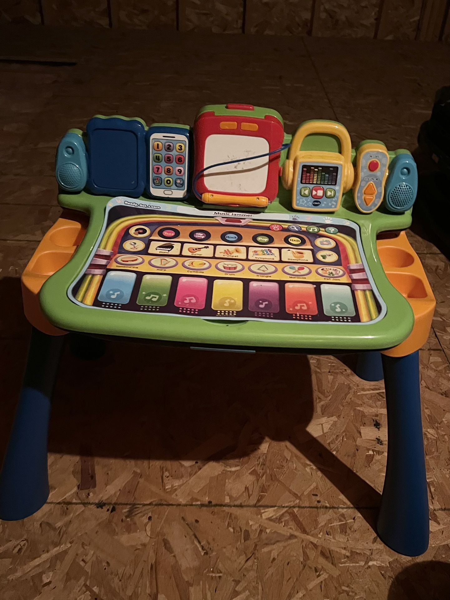 VTech Touch & Learn Activity Desk.