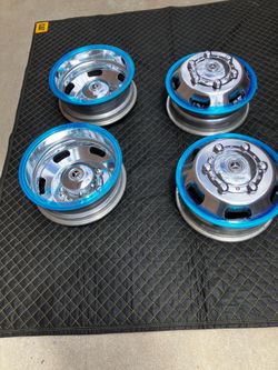 Sprinter van 3500 Rims just had them polished that’s why they have the blue plastic around the edge
