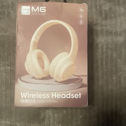 Headphones M6