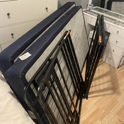 2Amazon Basics Foldable Metal Platform Bed Frames – Twin XL. and 2 wooden bases 37x5x79