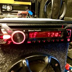 Sony Bluetooth Usb Cd Auxiliary Car Stereo Head Unit 