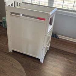 Changing Table 