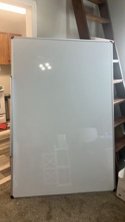 4’ x 7’ whiteboard