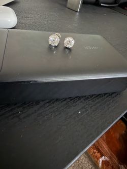 Diamond earrings