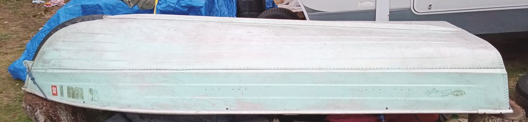 12ft Vintage Aluminum Boat Without The Motor