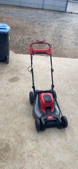 Milwaukee M18 FUEL Brushless Cordless 21 in. Walk Behind Dual Battery Self-Propelled Mower (Tool-Only)