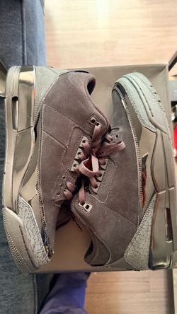 Air Jordan 3 Retro Sneakers