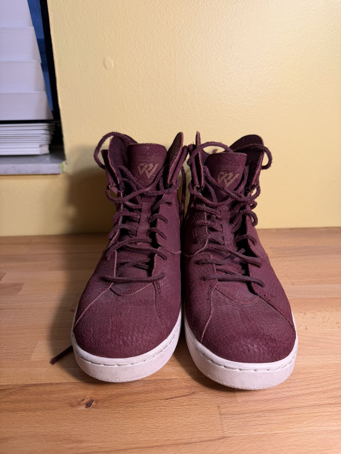 Jordan Westbrook Maroon Size 10