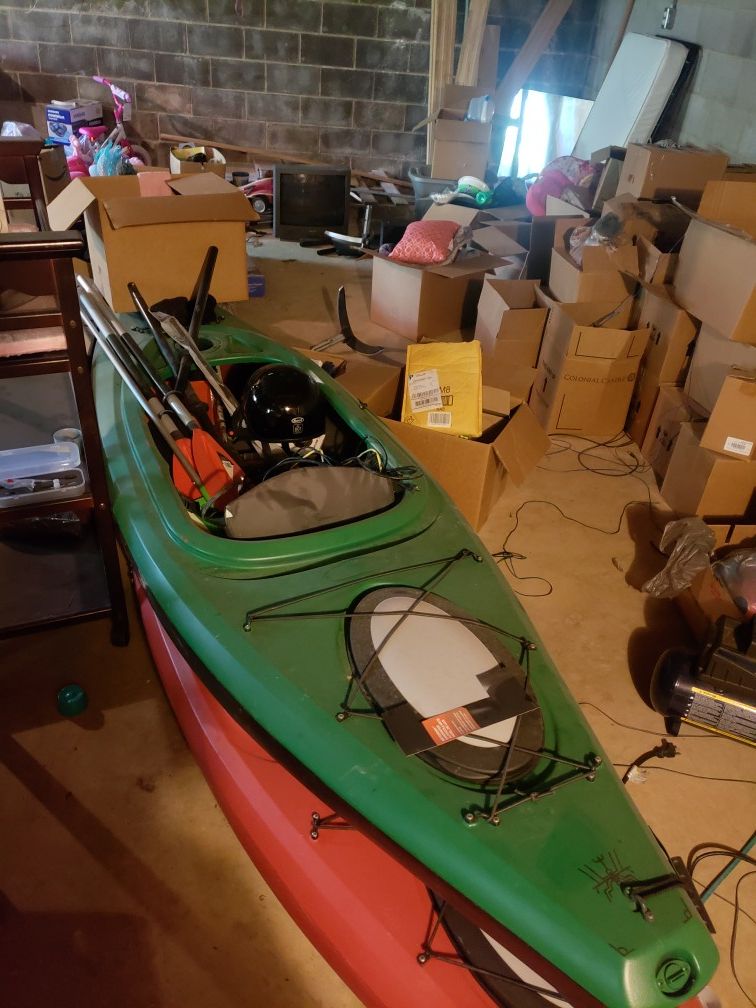 10.4 kayak