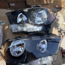 11-13 Dodge Durango Headlights Black Housing Amber Corners Luces Negras