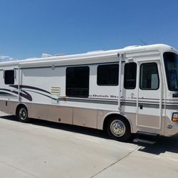 1999 Diesel 35 Foot dutch star motorhome