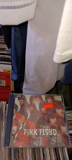 Pink Floyd The Piper At The Gates Of Dawn (CD, Album, RE, RM)
Media: Poor (P) 
Sleeve: Very Good Plus (VG+)
untested