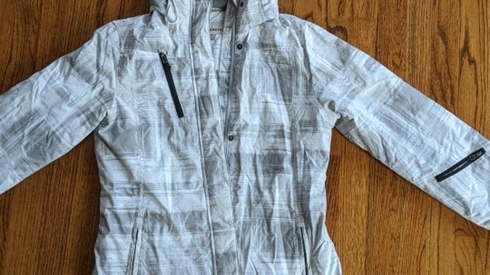 Ladies size small S Grey Winter Ski Jacket With Fleece Lining