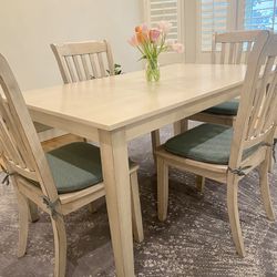 Beautiful Light Grey Table With 4 Chairs And Removable Tie Back Cushions