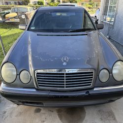 1998 E320 Mercedes Benz 