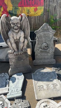 31 tombstones     Halloween decor