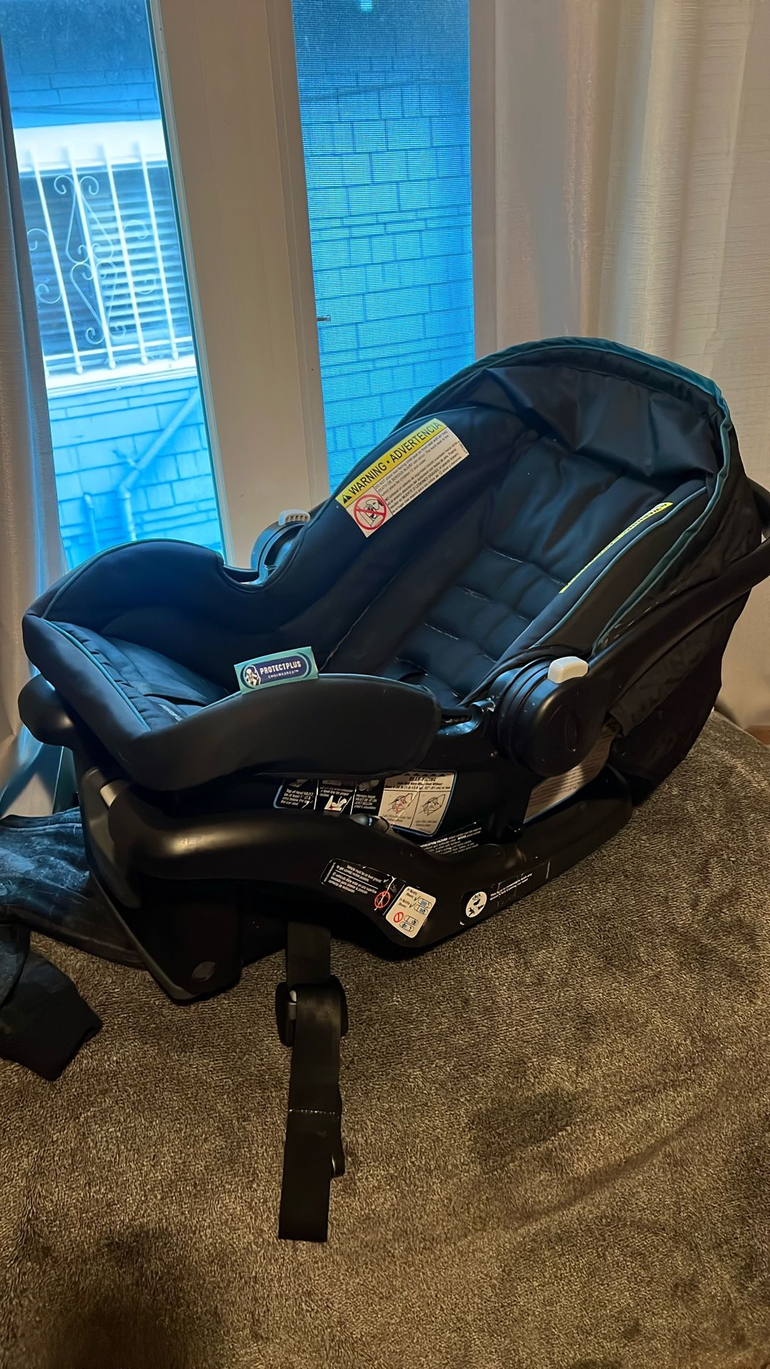 Infant Car seat With Base