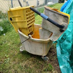 Commercial Mop Bucket