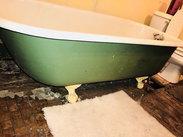 clawfeet bathtub for sale in lexington, ky - offerup