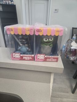 Super 7 Fun Fun Figures