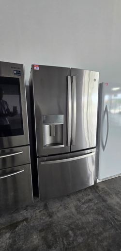 GE Profile French Door Fridge – Stainless, Ice/Water Dispenser