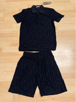 Black Dior set size medium 80$