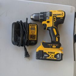 Dewalt cordless drill set