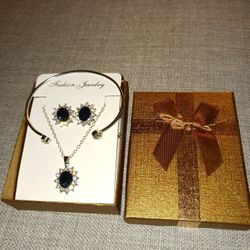 Necklace Set 