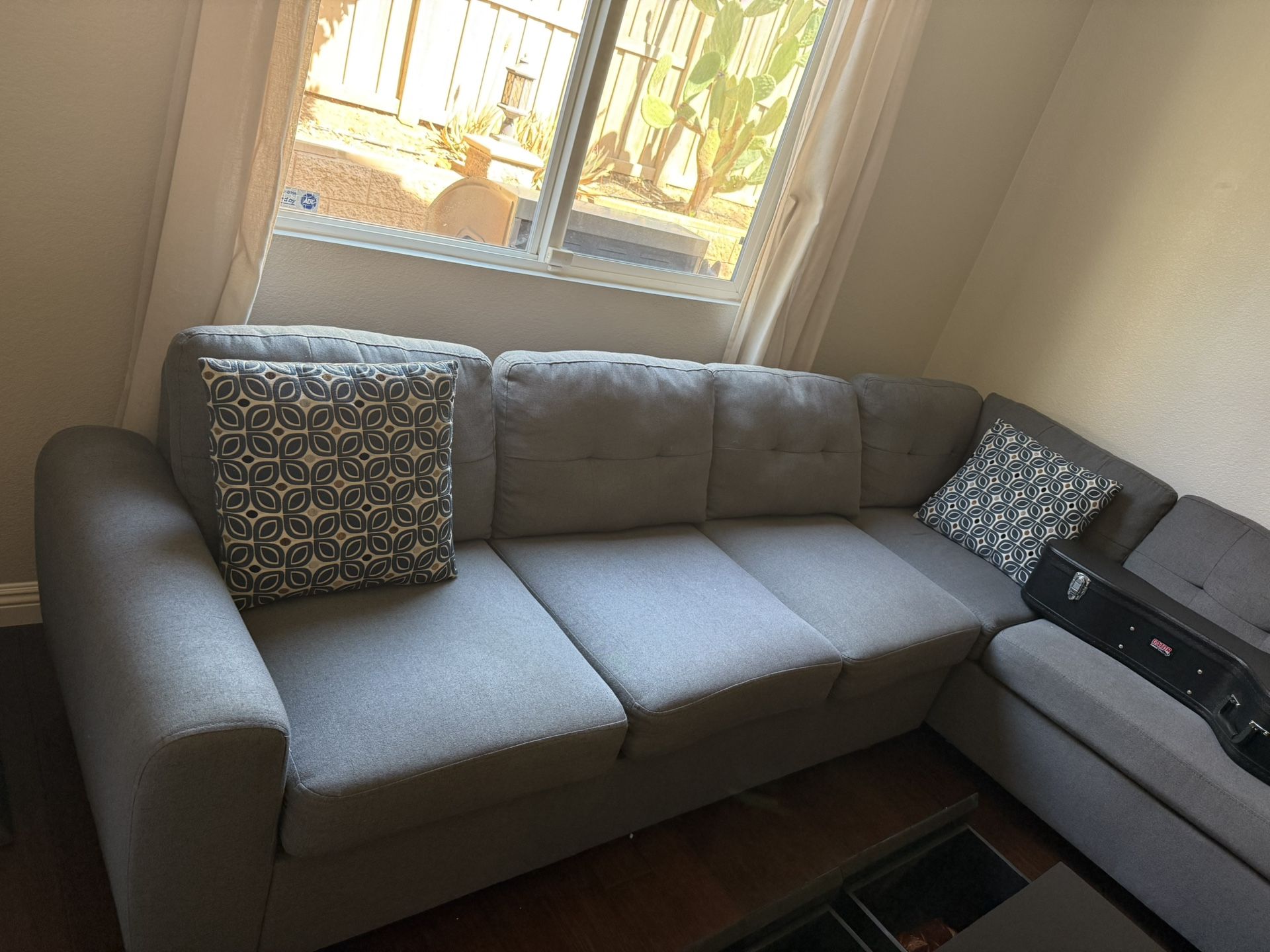 Sectional couch
