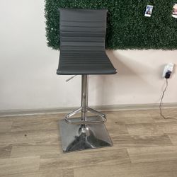 Bar Stool 