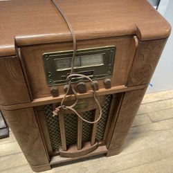 Antique Radio