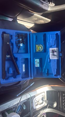 Rivet gun