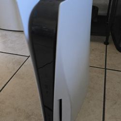 PS5 DISC VERSION NO CONTROLLER