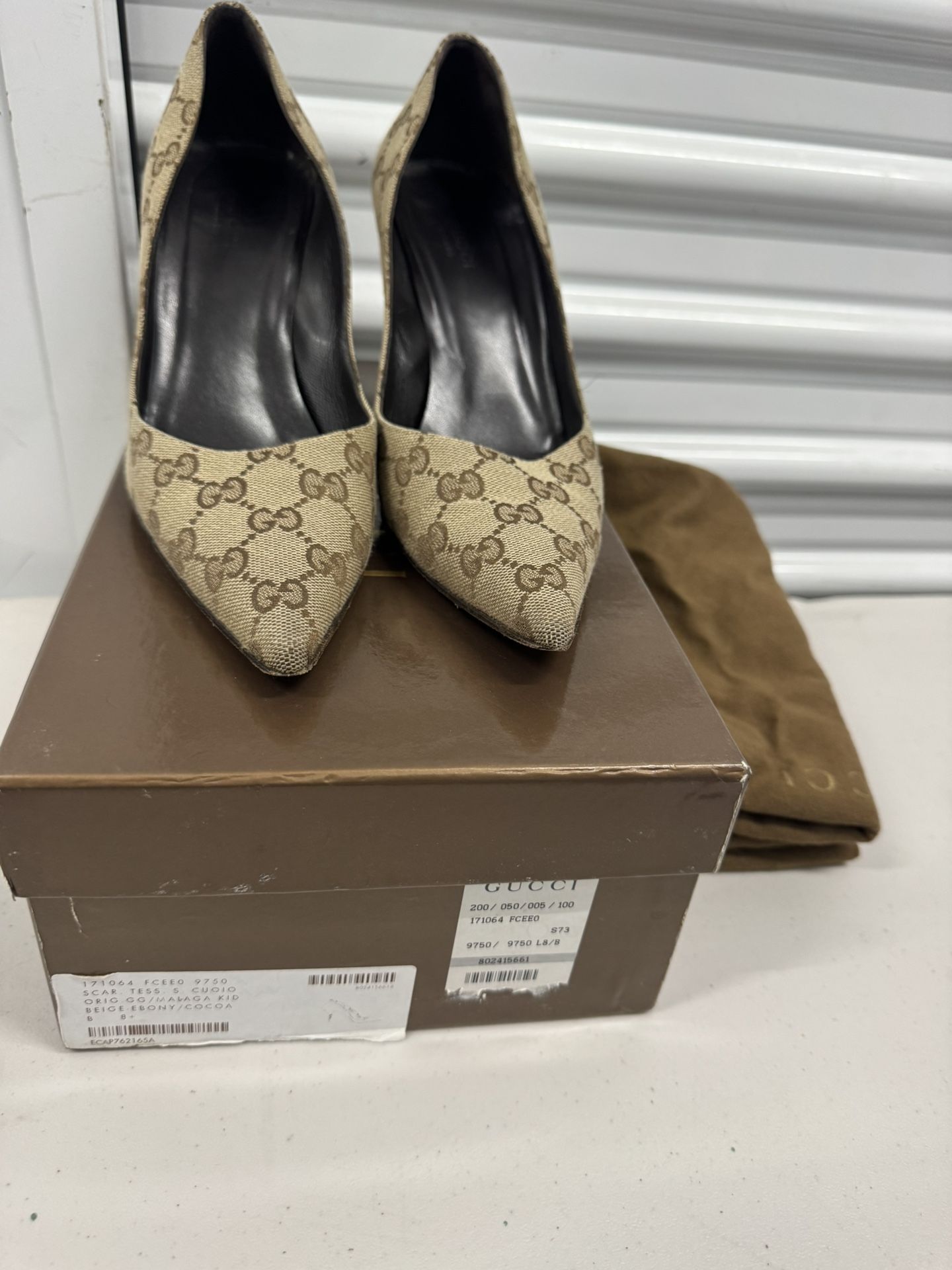 GUCCI MONOGRAM BAMBOO HEELED PUMPS Size 8.5